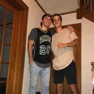 Meet your Posher, Christian